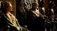 Joffrey zajmuje Żelazny Tron, „Wygrywasz albo giniesz”.