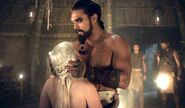 Daenerys-and-Drogo-Golden Crownn-