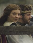 Behind the scenes image of Margaery and Renly Baratheon.