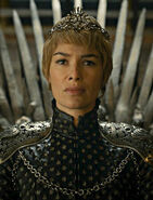 Cersei wearing her crown in "The Winds of Winter".