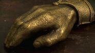 Another closeup shot of the detailed filigree on Jaime's golden hand.