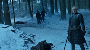 Brienne helps save Sansa S6