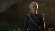 Daenerys in more military inspired clothing.