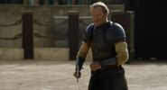 Jorah fights in the great pit Season 5.