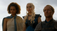 Daenerys in the Season 3 finale, wearing a slight variant of her riding costume, now with an x-shaped cross of darker blue connecting to cuffed shoulders in the same material.