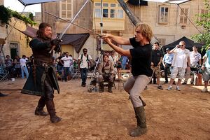 GOT-S1-BEHIND (12).jpg (125 KB)