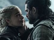 Game-of-thrones-season-8-episode-6-jon-holds-daenerys.jpg