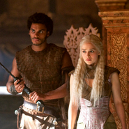 Kovarro guarding Daenerys Targaryen in "A Man Without Honor."