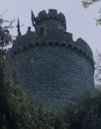 ドレッドフォートの守備塔の1つ。