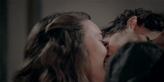 joffrey baratheon and sansa stark kiss