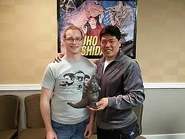 Godzilla-Sake-Shochu-Decanter-Bottle-signed-Kenpachiro-Satsuma- 1.jpg (27 KB)