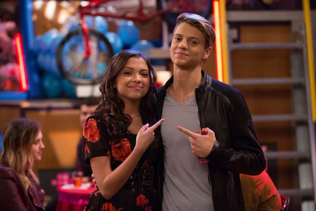 мультик алисса. алиса мультфильм пожалуйста. алиса знает мультфильм. барби супер принцесса. саша таня 2022.