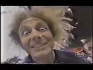 Vlcsnap-2015-09-28-22h18m07s292.png (62 KB) Is it just me, or did Larry get electrocuted because of the way his hair looks?