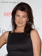 Daphne-Zuniga