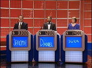 In Season 8 only, the monitors on the podiums stayed blue throughout the whole show.