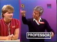 Blround1.jpg (22 KB) This contestant is trying to guess what Soupy Sales is acting out.