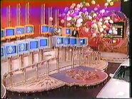 Upon winning the bonus round, balloons would fall from the ceiling. A common feature in game shows.