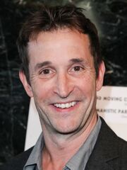 Noah-Wyle