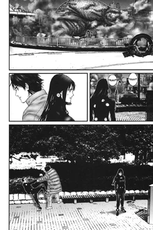 Kurono ignores Reika and helps up Yoshikazu instead