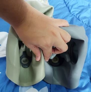 Close up on the primary exhale valve of Tangfeng TF-1 (left) and Tangshan Puda TF-1 (right)