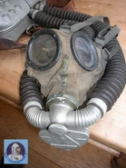 Auer 700 series mask.