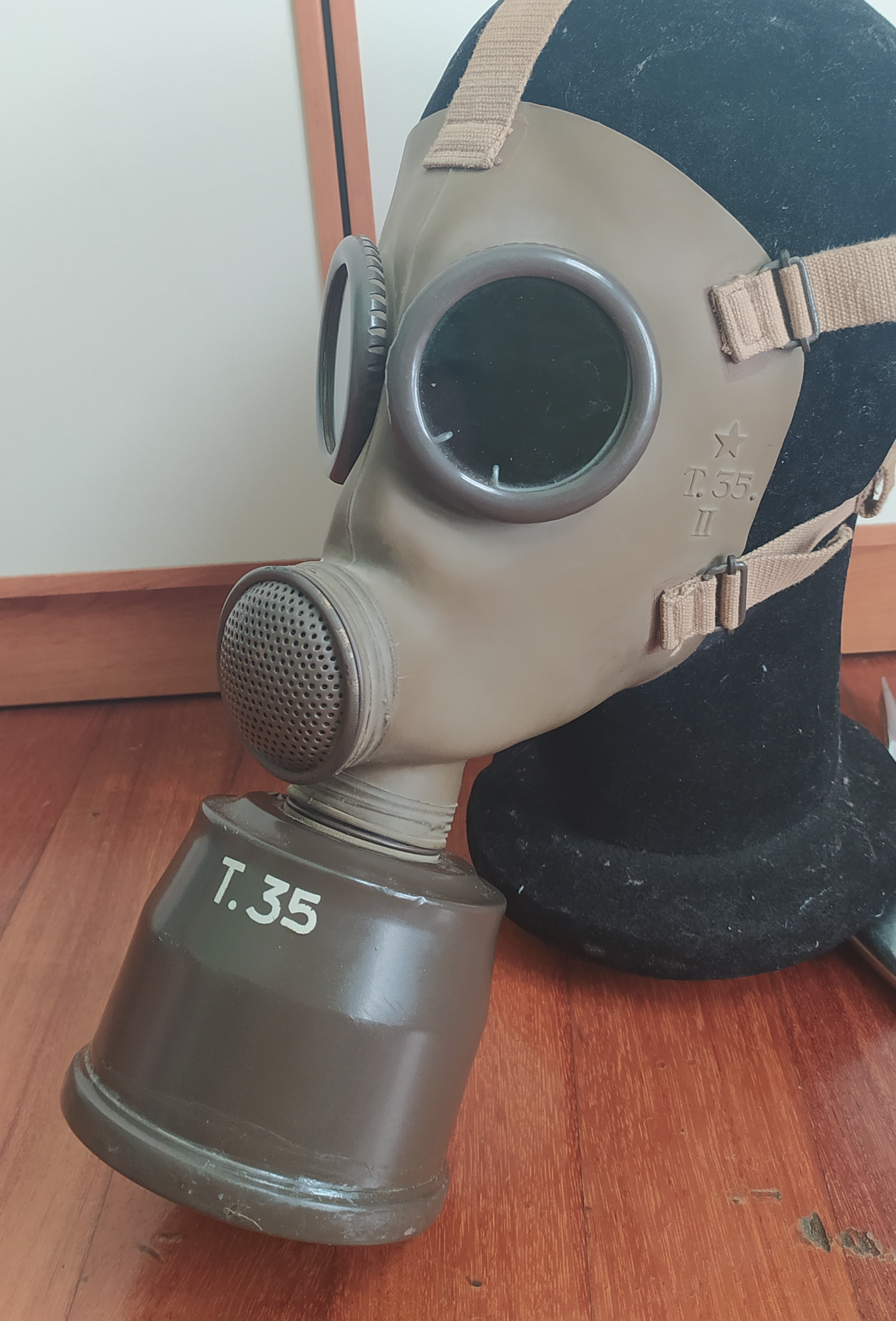 T.35, Gas Mask and Respirator Wiki