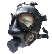 E19R25 Featherweight Mask (1).jpg (57 KB) An Early Black Butyl Rubber E19R49 (E48R1) Facepiece for the M9 Field Protective Mask. From the Collection of RetroRespirators.