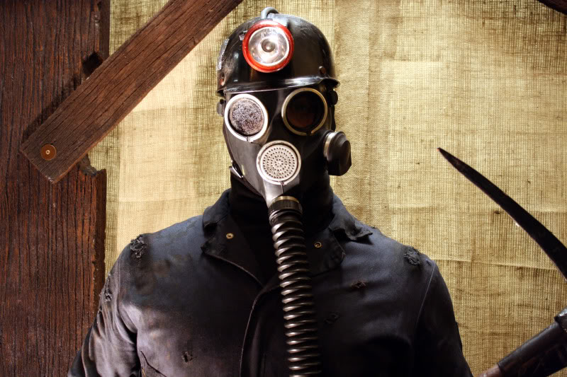 Instruere Kemiker scarp Gas masks in Movies | Gas Mask and Respirator Wiki | Fandom