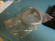 2012-10-28 14.01.12.jpg (1.28 MB) Lens outserts used to secure the rubber hood.