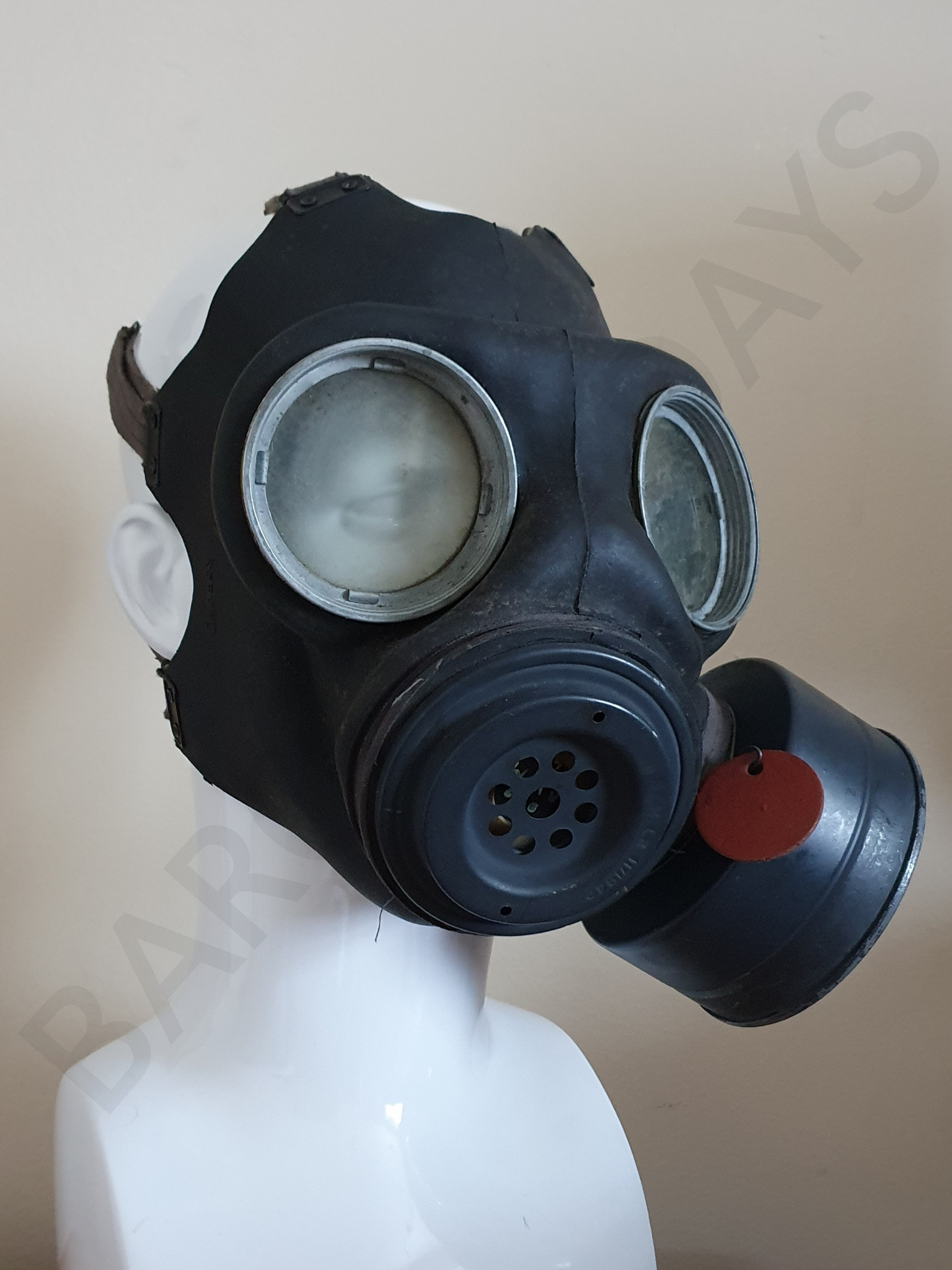 ww2 british gas mask