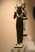 Estatua del dios gato de egipto