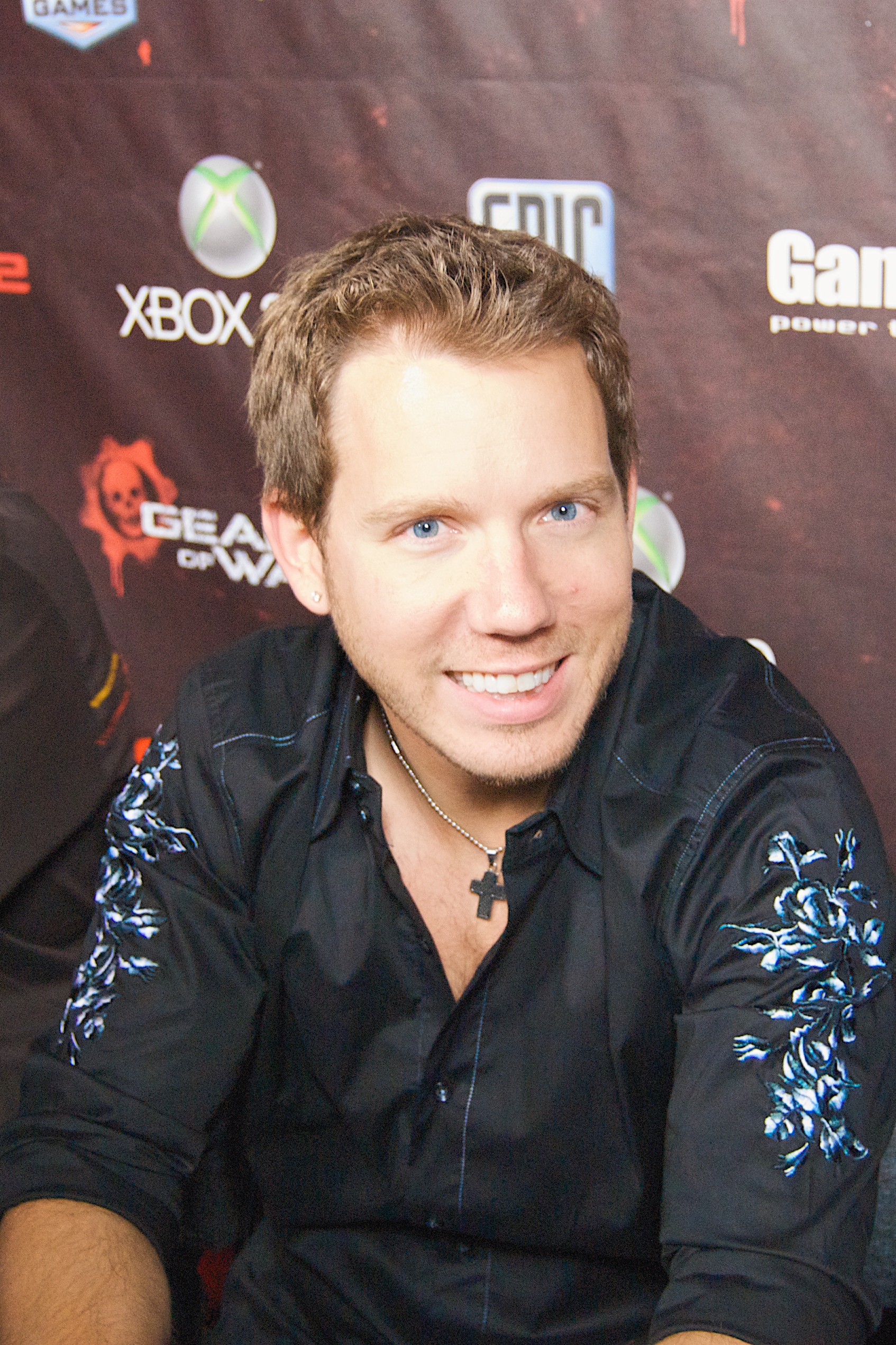 Cliff Bleszinski is happy to consult on a Gears of War reboot