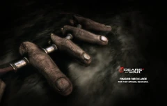 Collar de dedos humanos