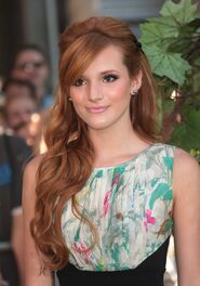 Bella-thorne-2012-nobangs-harmonystyle