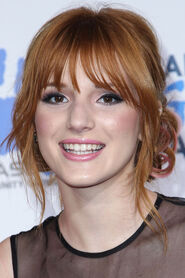 Bella-thorne-smile