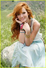 Bella-thorne-1342060120