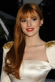 BellaThorne12thMovieGuideAwards(26)