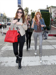 Bella-thorne-out-with-apal-(2)