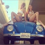 Bella-thorne-with-pal-on-car-bikini-style-tops