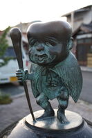 Konaki-Jijii statue