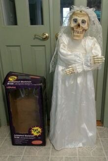 44-gemmy-animated-illuminated-skeleton-bride-halloween-prop-works-great-788df226e3cb742ab0b6e9350dd1b3f2