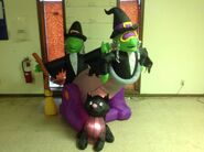 Gemmy inflatable halloween witches in cannon scene