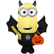 Minion Kevin in Bat Costume
