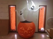 Light Sync Ghosts in Pumpkin