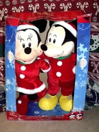Christmas Greeters-Mickey And Minnie 2 Pack