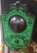 Eyeball Doorbell - Green