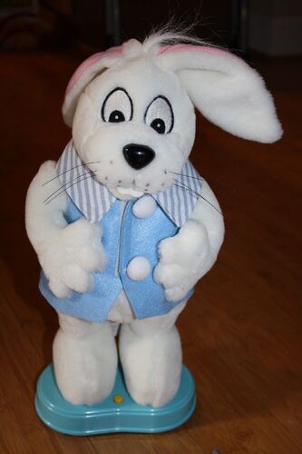 Gemmy musical animated singing dancing bunny sings peter cottontail