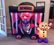 Beast In Cage & Pumpkin Clown