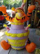 Tigger in Birthday Cake