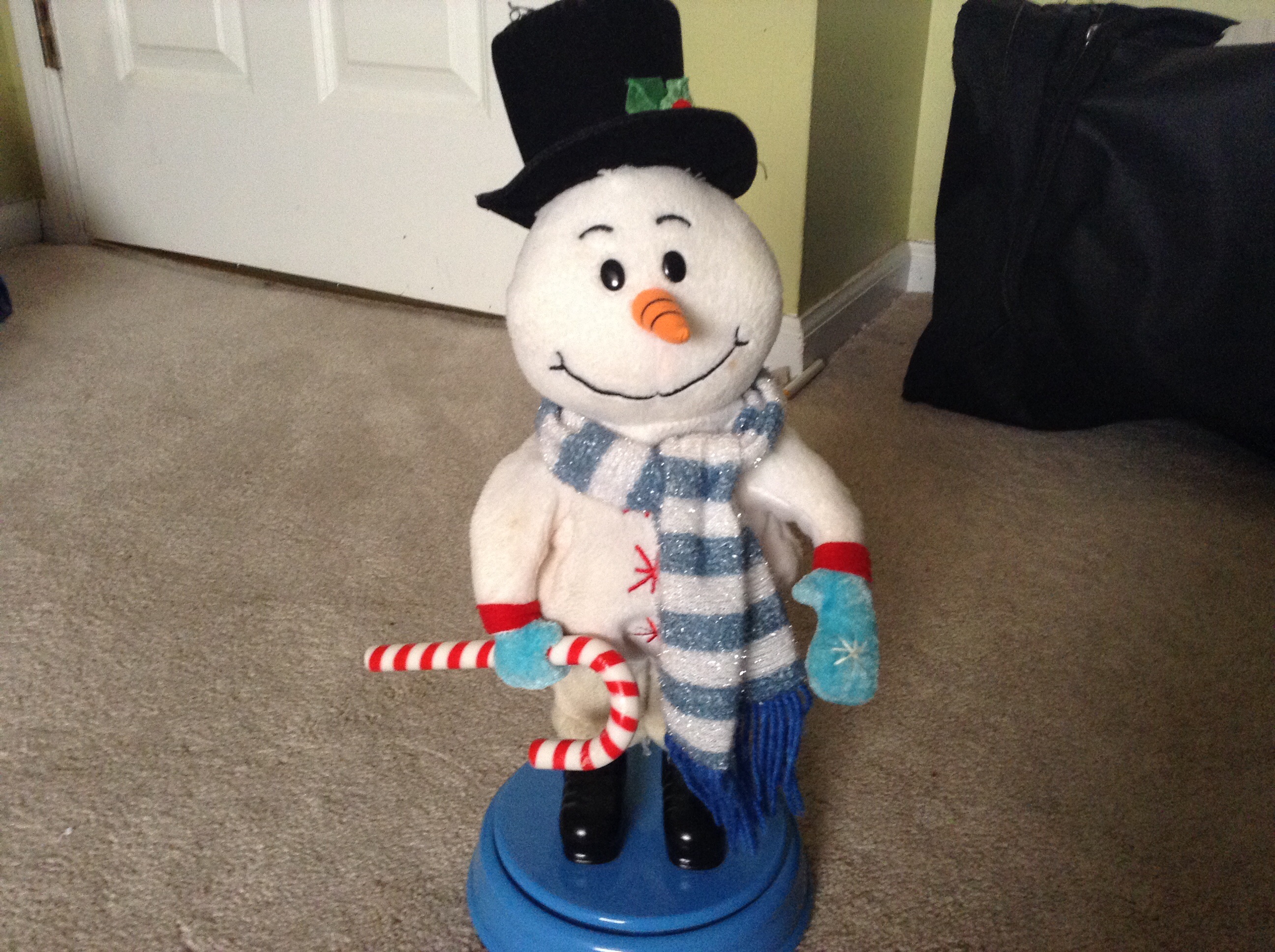 Details about   Gemmy Spinning Dancing Snowman Sings Dances Animated "Shake Your Groove Thing" 